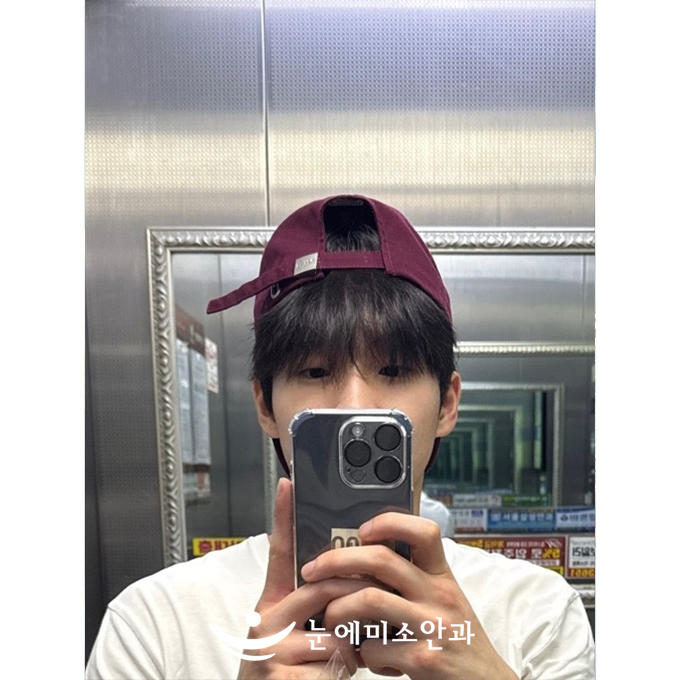 스마일라식을 하니 안경을 썼을 때의 불편함들을 느낄 필요가 없어졌고 수술을 고민하시는 분들이 계시다면 꼭 추천드립니다. 완전 좋아요 :)